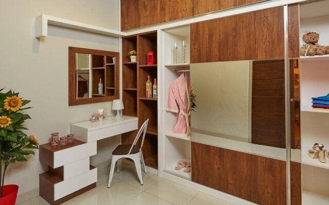 Elliottii Residence PI Pondok Hijau