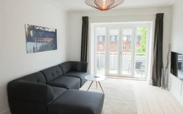 Beautiful 2-bed Apartment