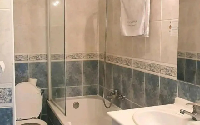 Appartement avec piscine, 100m plage et hypercentre