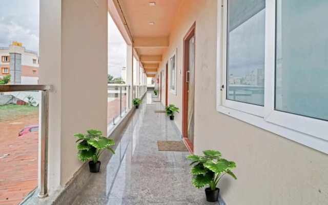 OYO Flagship 701156 G M Boarding And Lodging
