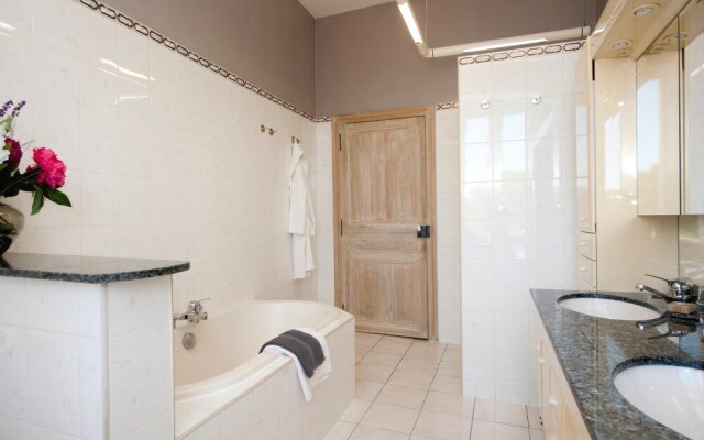 Butterworth Manoir