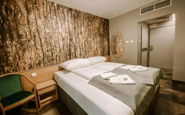 Park Hotel