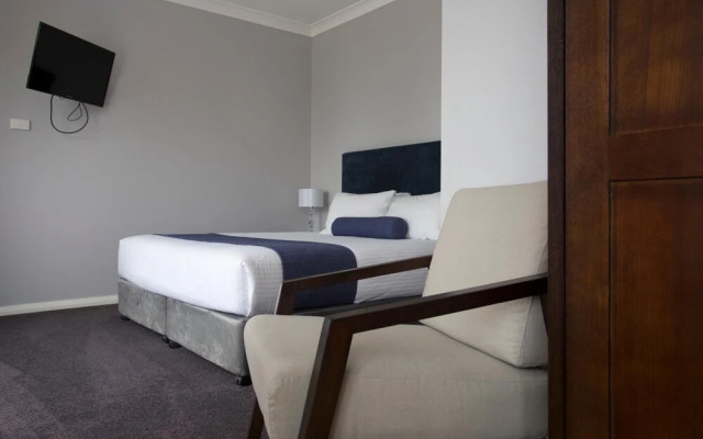 Seabreeze Hotel
