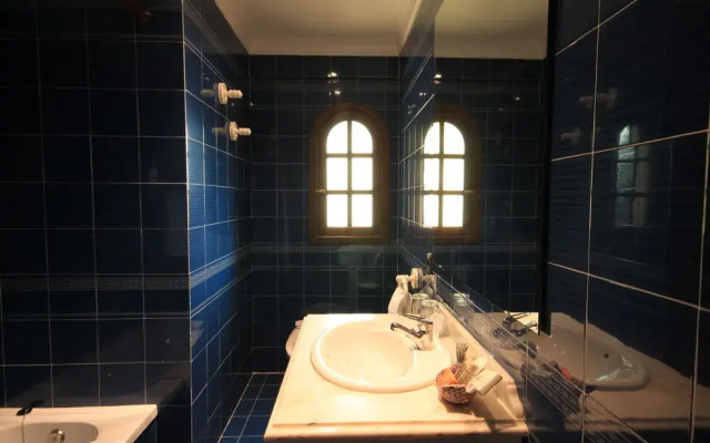 Petit Hotel Restaurante Ses Rotges - Adults Only