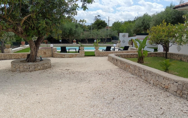 Villa Leonardo Casa Vacanze