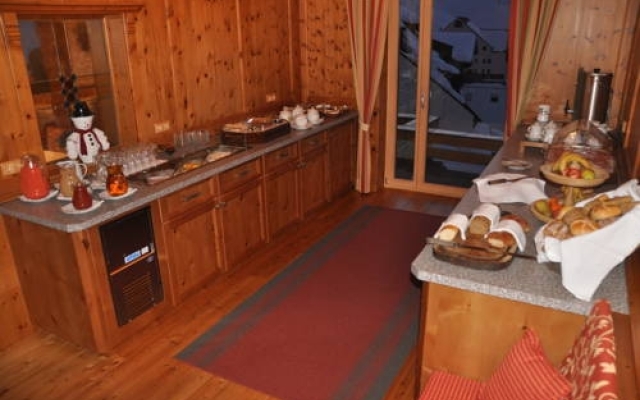 Gasthof Valluga