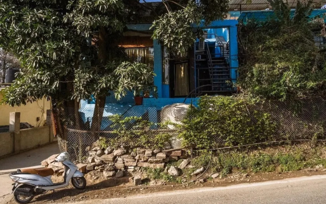 Rudraksh Inn
