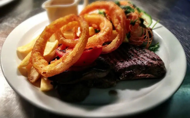 Aberdour Hotel & Stables Rooms