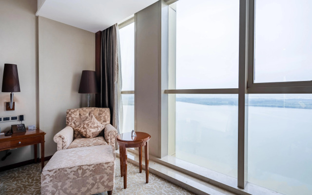 Crowne Plaza Zhenjiang by IHG