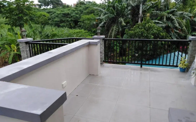 Diaz Residence