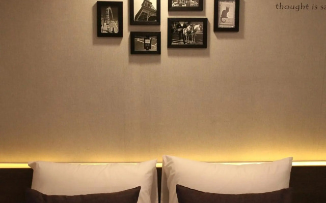 S& Hotel