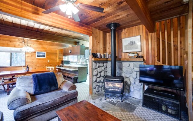 Mt Baker Lodging Cabin 22 Wifi Pets Ok Sleeps 8 By Mbl