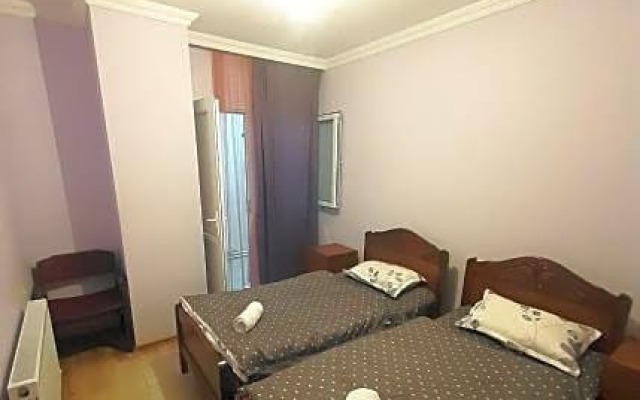 Lostinn Kazbegi Hostel In the center of Kazbegi