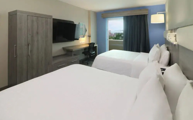 Holiday Inn Express Manzanillo