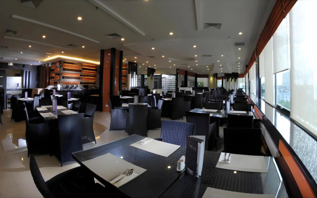 Hock Lee Hotel & Residences