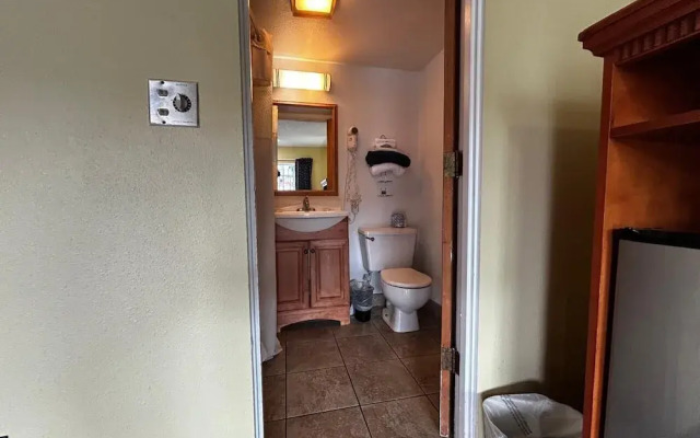 OYO Travelers Inn