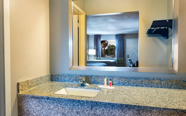 Studio 6 Opelousas, LA