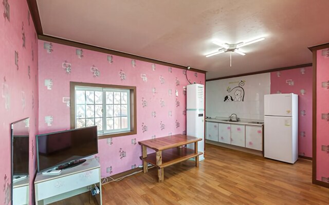 Namhae Namhae Bada Pension