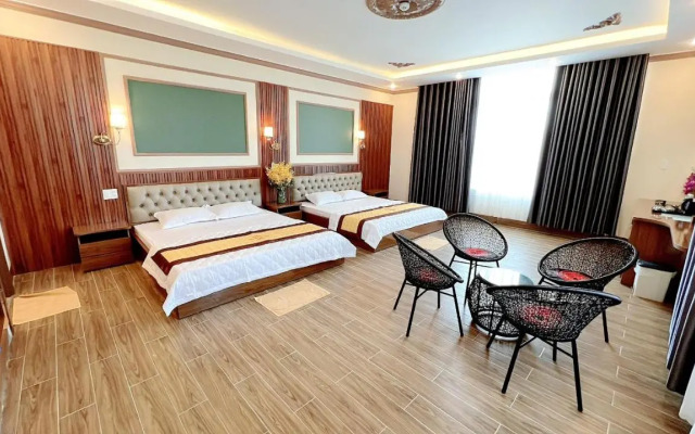 Huong Tuyet Motel
