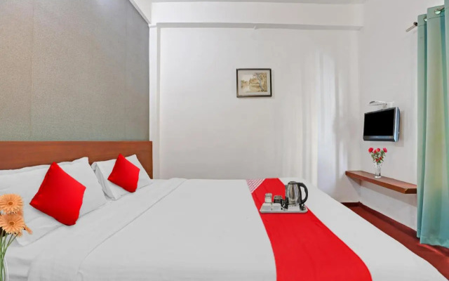 OYO 70390 Jayam Ooty Residency
