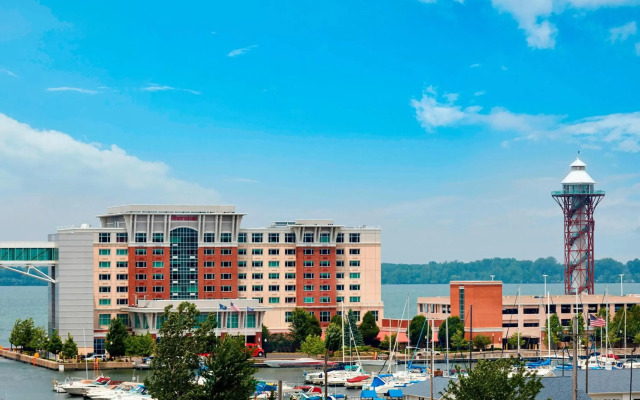 Sheraton Erie Bayfront Hotel
