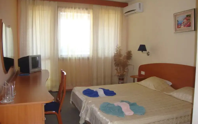 Hotel Fiesta