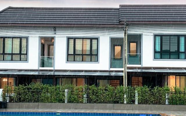 Yunman Vacation Villa Pattaya