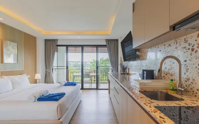1BR Condo Pool 5min Walk to Beach C131
