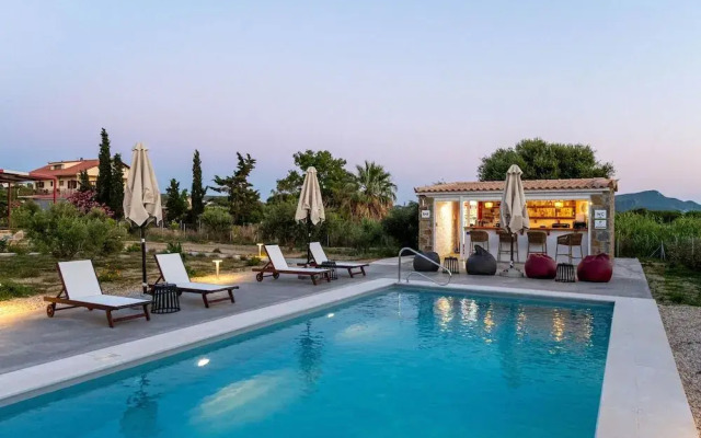 Abeloessa Methonian Hospitality