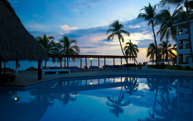 Vista Vallarta All Suites on the Beach