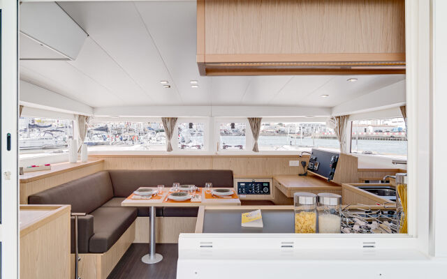 Hansan Marina Hotel & Resort