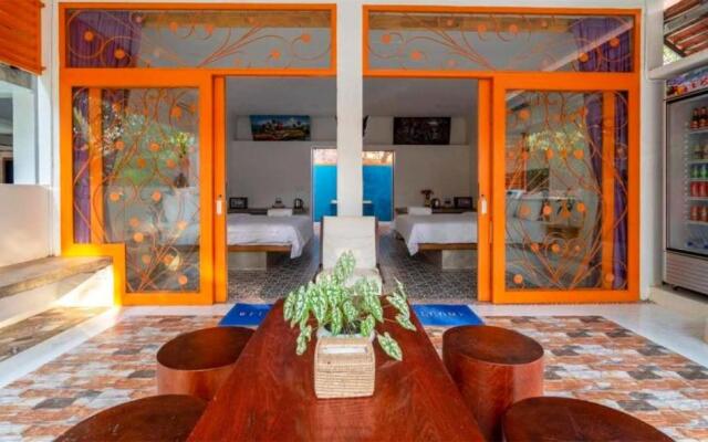 Private Garden Villa With Swimming Pool & kitchen