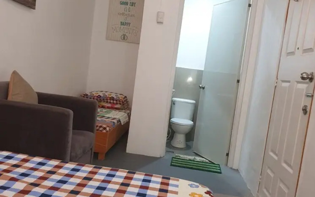 GardenPod Hostel + Café
