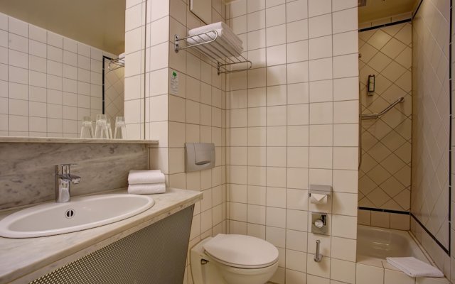 Отель Premier Inn Koeln City Centre