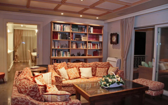 Villa Metaxas
