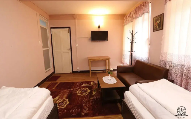 Aarya Chaitya Inn