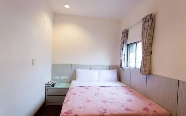 Ruei Gung Business Hotel