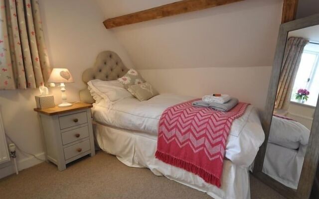Warmwell Lodge