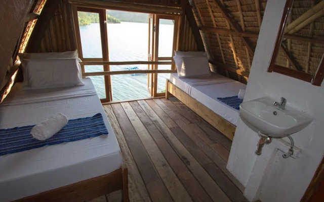Borac Bay Bungalows Resort and Spa