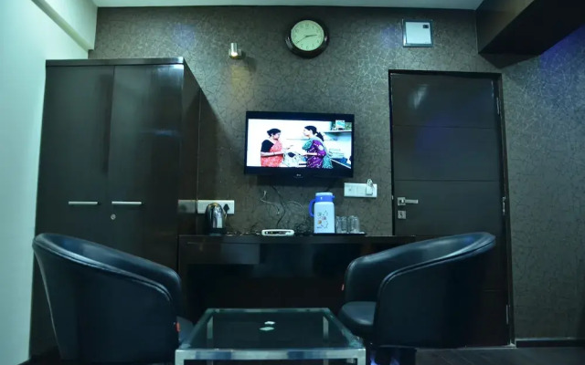 The Metro Park Hotel