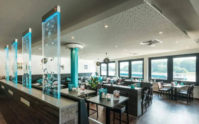 Rheinterrassen Hotel Café Restaurant