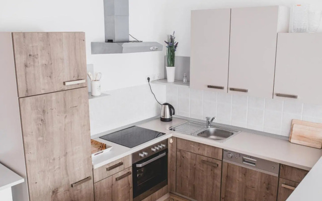 Helles 3 Schlafzimmer Apartment zwischen Zagreb Zentrum & Natur