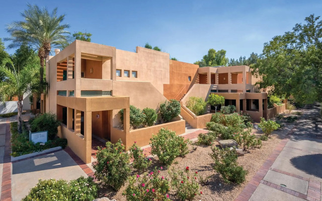 Orange Tree Resort
