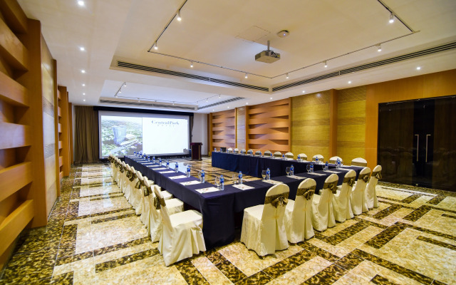 The Mira Central Park Hotel