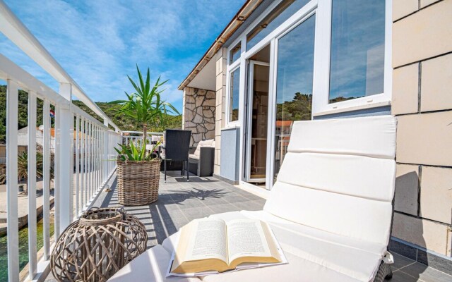 Awesome Home in Zavalatica With Wifi and 3 Bedrooms
