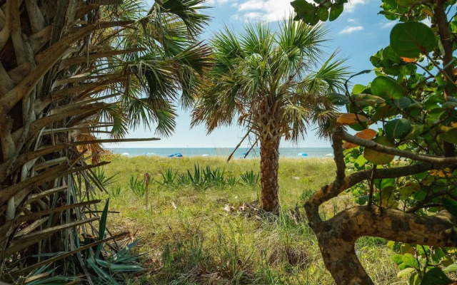 Nokomis Home Close to Beach