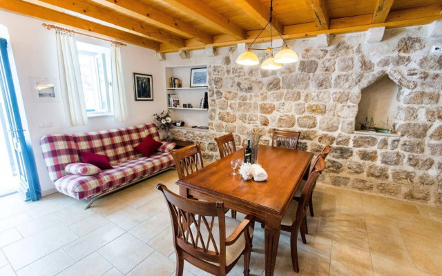 Apartments Foteza