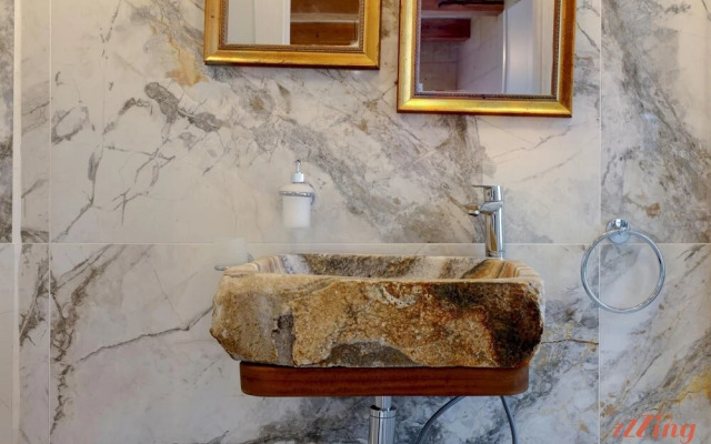 Deluxe Penthouse in a Unesco Protected Area - 5