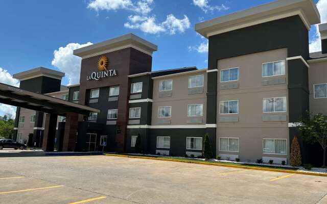 La Quinta Inn & Suites by Wyndham Fayetteville