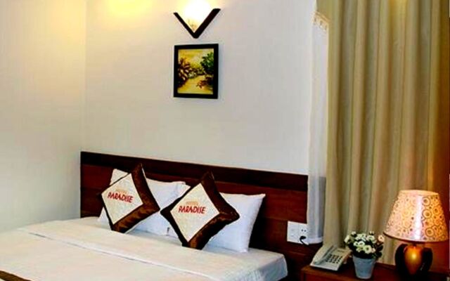 Paradise Hotel